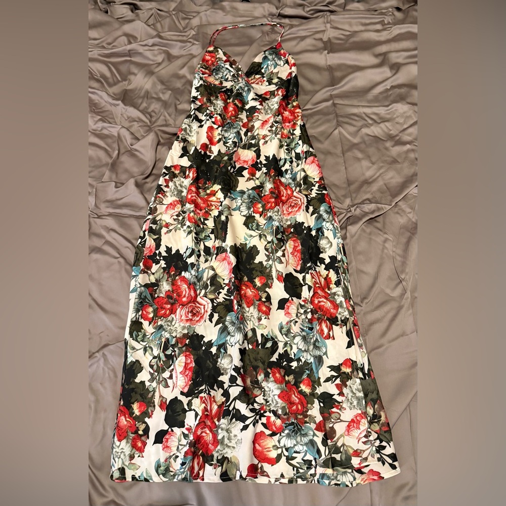 VICI Collection Floral Silk -Like Maxi Dress